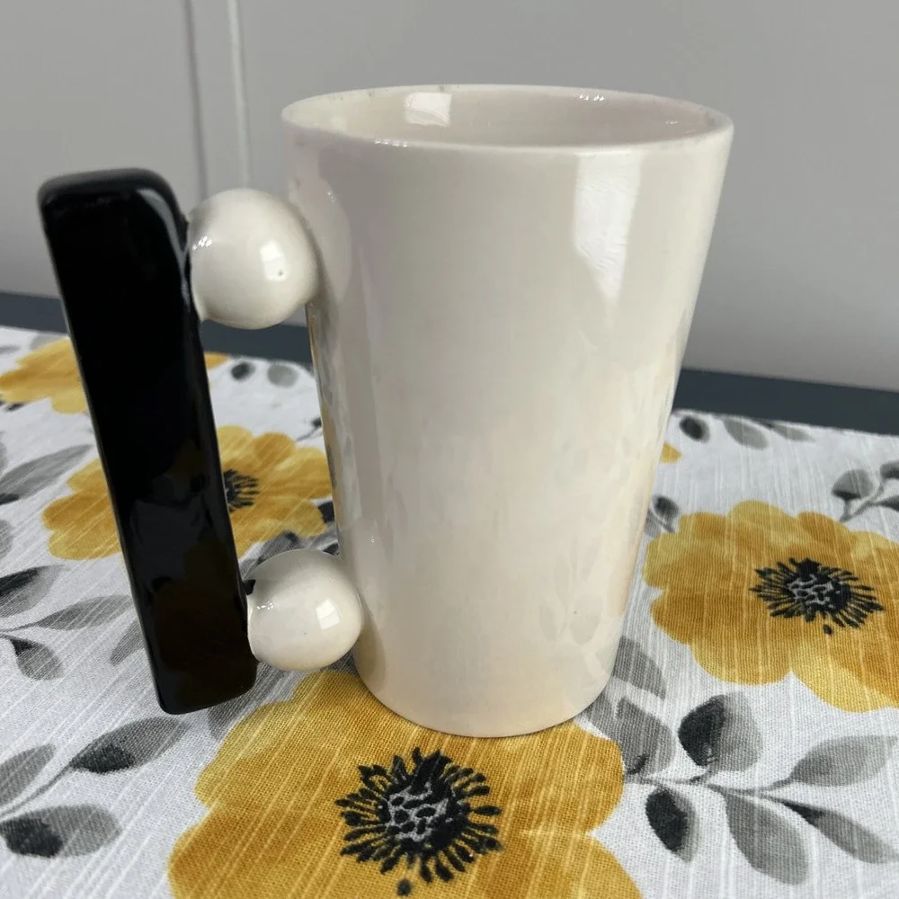 Queen of‎ Everything Coffee Cup Sandra Magsamen